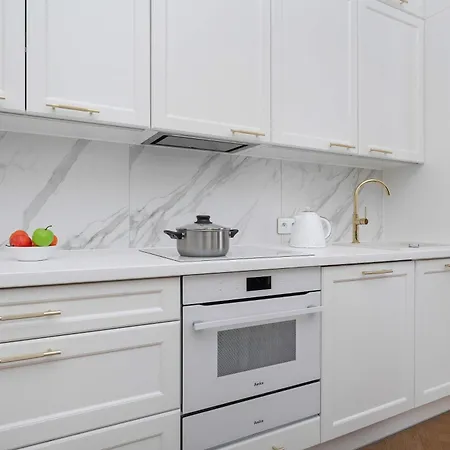 Elegant In A Prime Location Near The Market Square By Renters Διαμέρισμα Βρότσλαβ